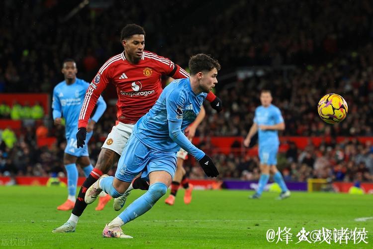 内维尔:拉什福德离队也许是好事 内维尔:拉什福德离队也许是好事